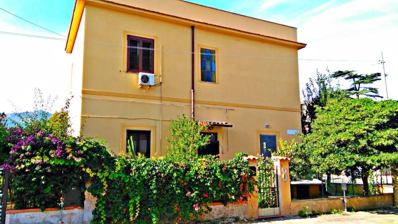 Hotel Mondello Sicily House Exterior foto