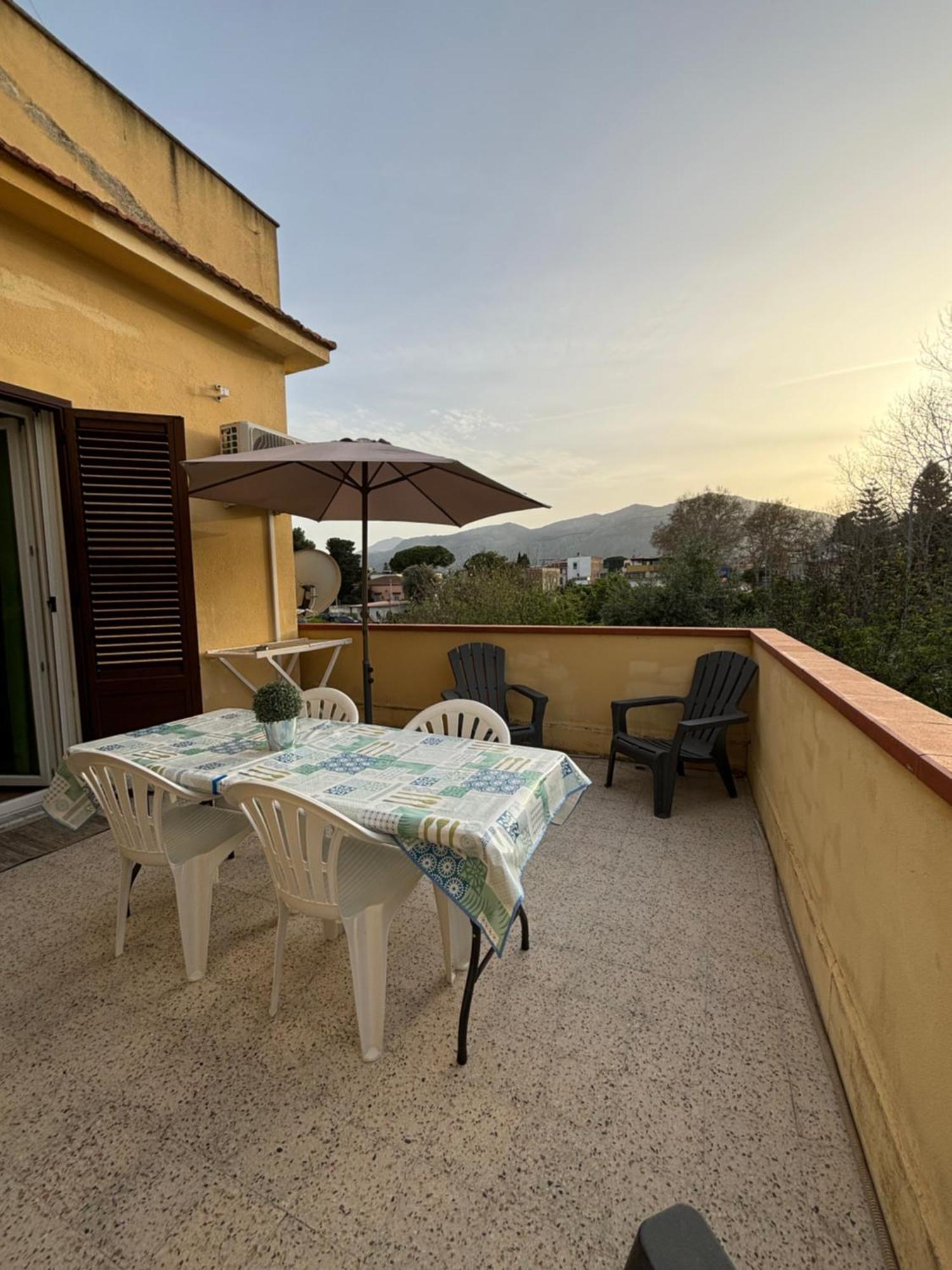 Hotel Mondello Sicily House Exterior foto