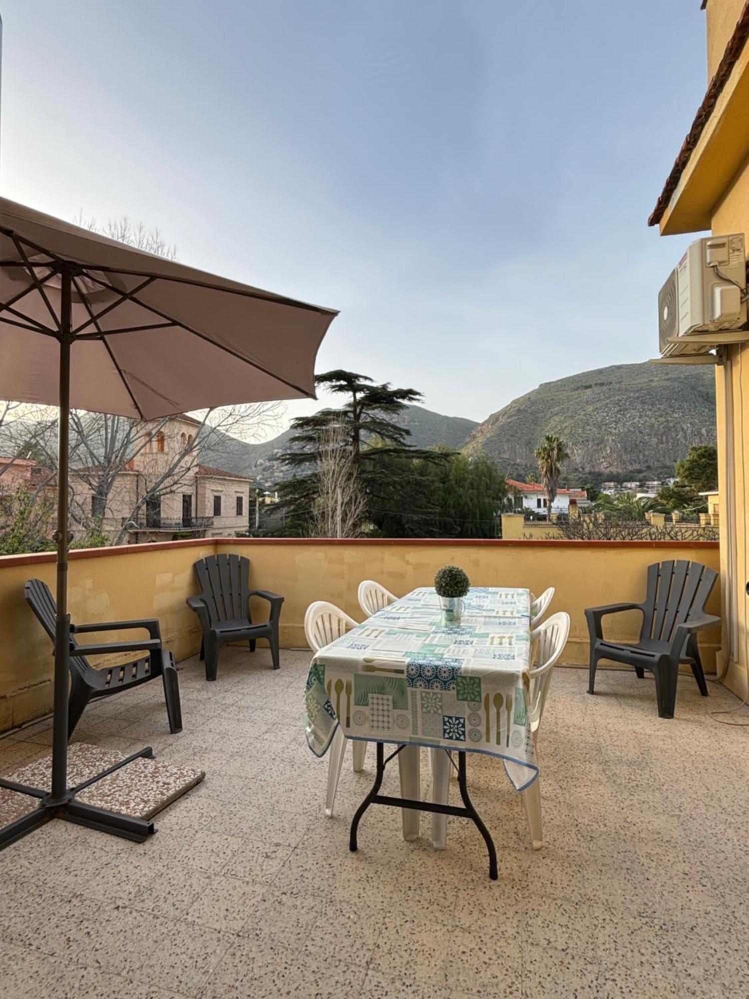Hotel Mondello Sicily House Exterior foto