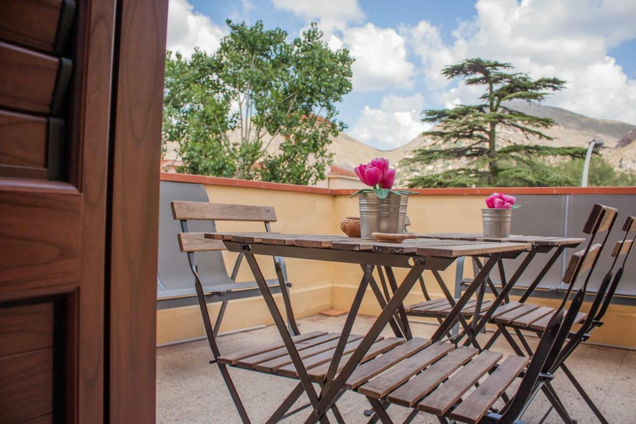 Hotel Mondello Sicily House Exterior foto